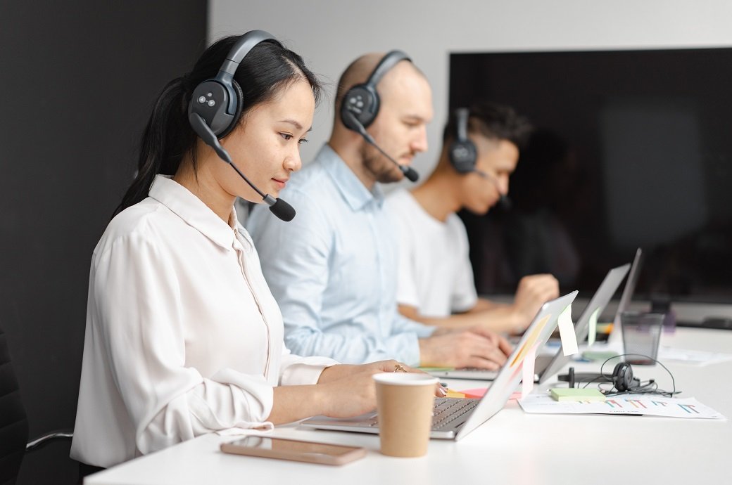 Sales & Customer Service